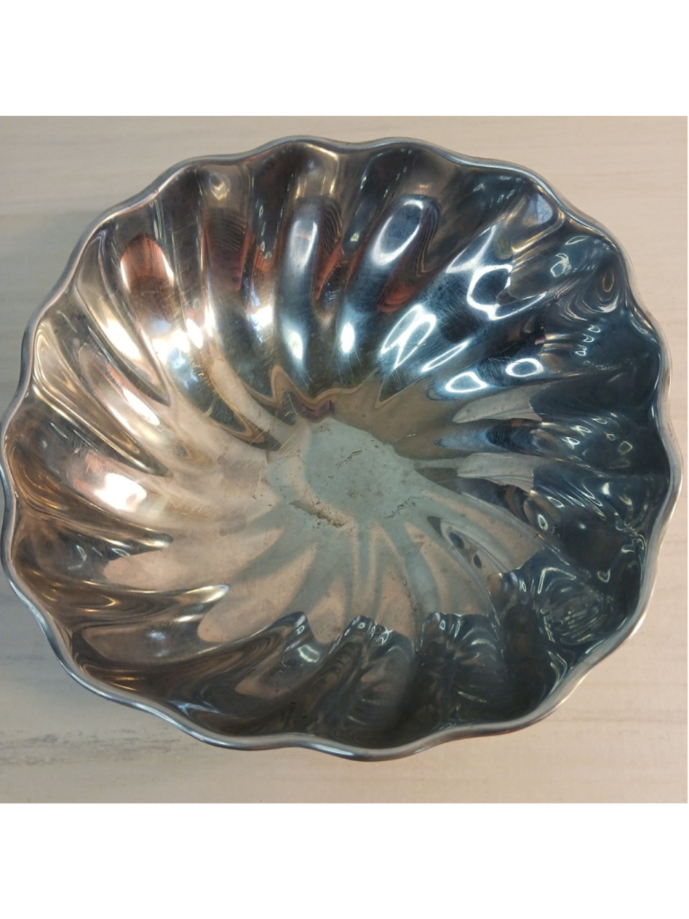 VTG Classic Wilton Armetale Eddy Cast Aluminum Serving Bowl 7" diameter Swirl